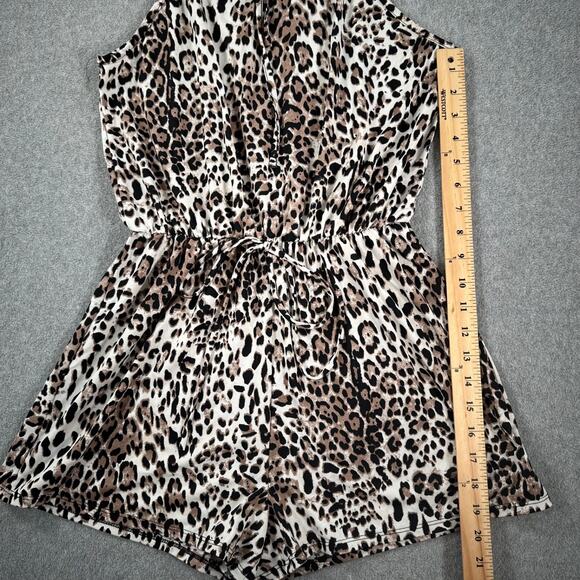 White Birch Animal Print Romper Jumpsuit Shorts Size Medium Sleeveless Tie Waist - Picture 5 of 9